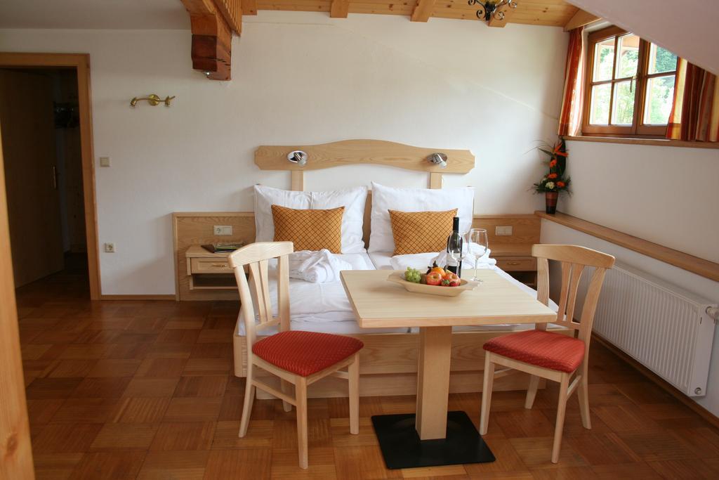 Hotel Alpenrose Muehlbach Am Hochkoenig Ruang foto